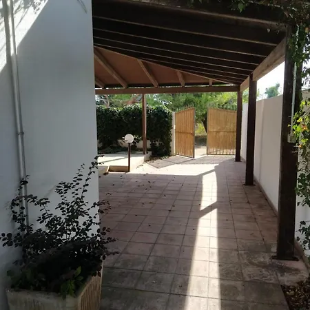 Dimora Mediterranea * Торре-Лапилло