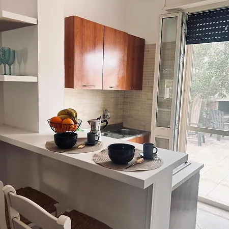 Dimora Mediterranea * Торре-Лапилло